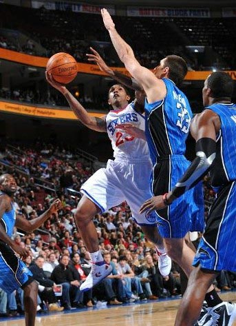 更是不可或 更是不可或