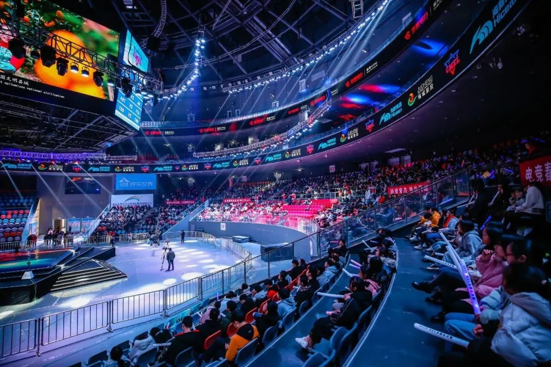 热情感染着 热情感染着